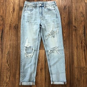 American Eagle Tomgirl Jean